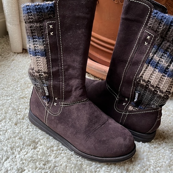 Mukluks Knit & Faux Suede Boots Sz8 - Picture 4 of 16